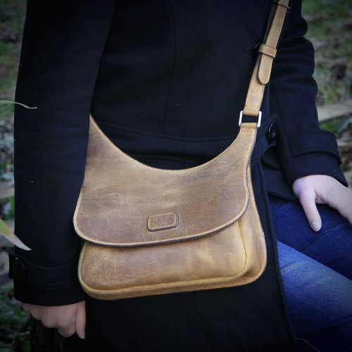 Tawny leather women's handbag